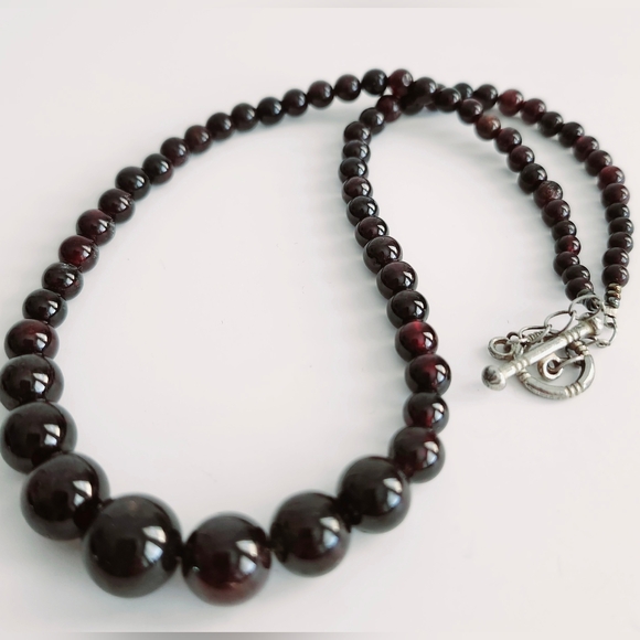 Natural Garnet Gemstone Beads Necklace 18" Length - Picture 8 of 8